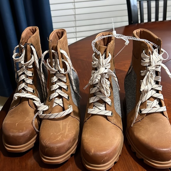 Sorel Women's Joan of Arctic Wedge III Lexie Boot Waterproof Leather Wedge Boots - Picture 6 of 11